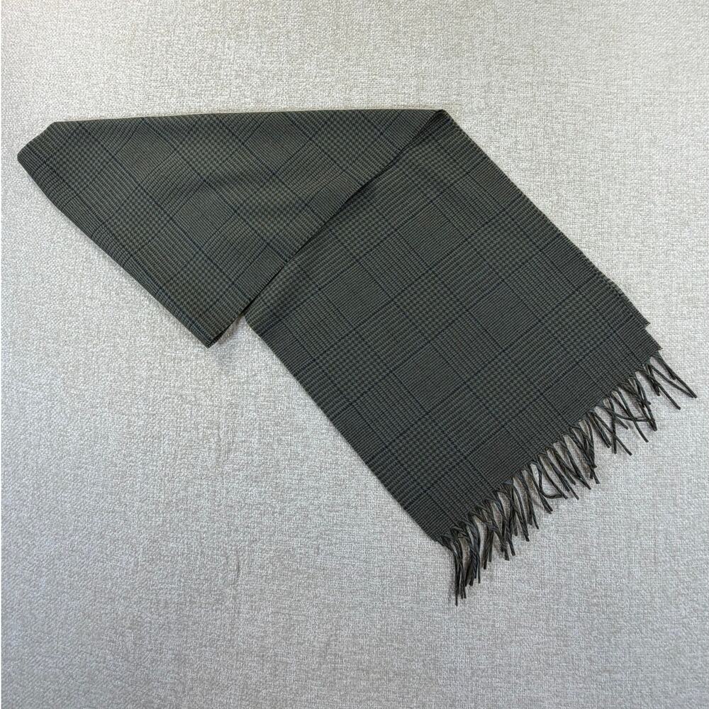 Pendleton Unisex Green Tan Plaid 100% Virgin Wool Scarf Classic Winter Accessory